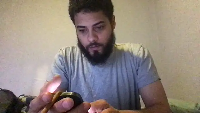 Snapshot of mondo29 chatting on February 2025 10:50:01 PM mondo29 online show from February 2025 10:50:01 PM