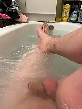 Snapshot of David19932908 chatting on January 2025 06:39:01 PM David19932908 online show from January 2025 06:39:01 PM