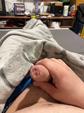 Snapshot of David19932908 chatting on March 2025 09:35:01 PM David19932908 online show from March 2025 09:35:01 PM