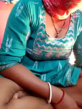 Snapshot of Bengali-boudi chatting on January 2025 06:16:02 PM Bengali-boudi online show from January 2025 06:16:02 PM