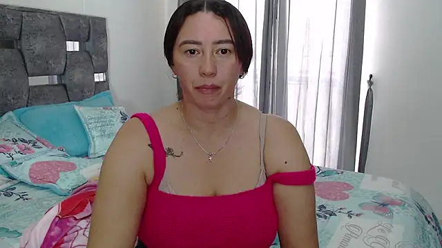 sara hott 1 online show from March 2026 06:36:01 PM