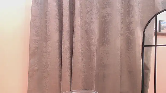 Snapshot of Amelia_bss chatting on July 2026 02:43:02 PM Amelia bss online show from July 2026 02:43:02 PM