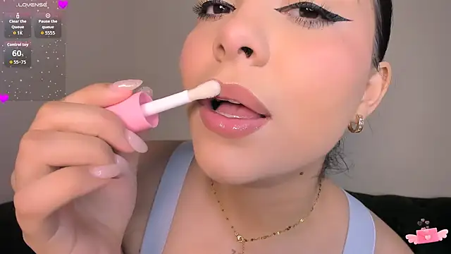 nahla jameel online show from November 2025 06:38:02 AM