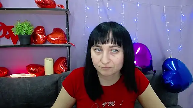 NinaFlawlees online show from March 2025 07:39:01 PM