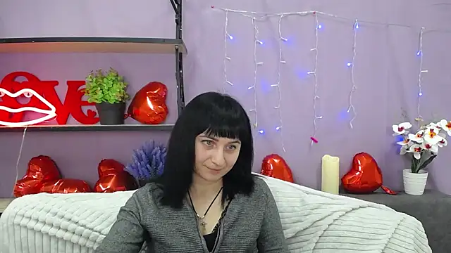 NinaFlawlees online show from March 2025 01:39:01 AM