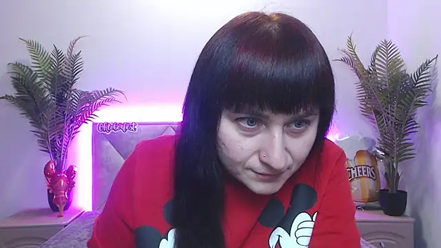 NinaFlawlees online show from September 2025 12:09:02 PM