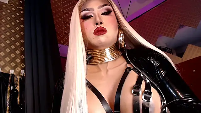 Snapshot of AntoniaSaints chatting on October 2025 04:46:01 PM AntoniaSaints online show from October 2025 04:46:01 PM