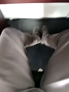 robinsan1010 online show from March 2025 08:20:02 AM