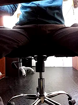 robinsan1010 online show from March 2025 05:57:02 AM