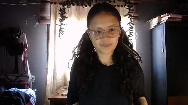 Snapshot of Hathorlove chatting on January 2026 08:34:02 PM Hathorlove online show from January 2026 08:34:02 PM