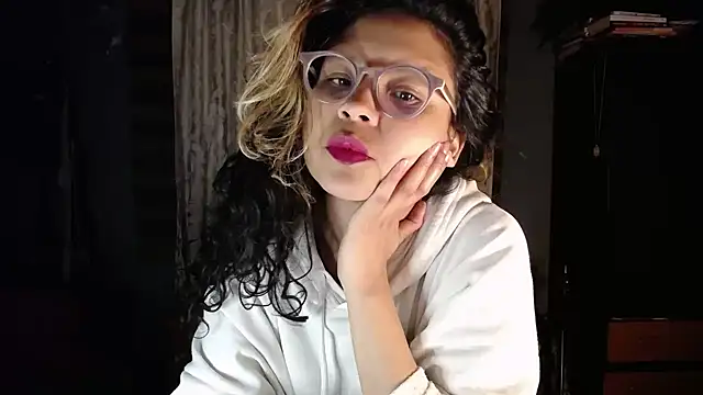 Snapshot of Hathorlove chatting on February 2026 06:34:01 AM Hathorlove online show from February 2026 06:34:01 AM