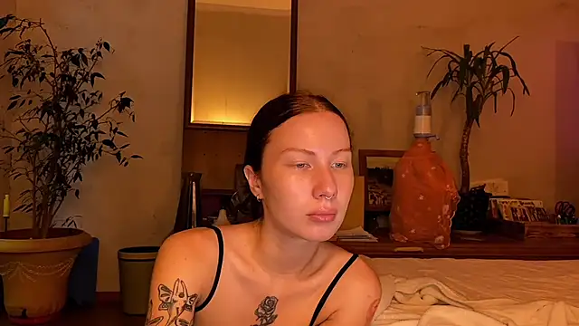 Snapshot of elfess chatting on September 2025 02:07:02 PM elfess online show from September 2025 02:07:02 PM