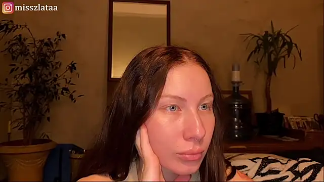 Snapshot of elfess chatting on November 2025 07:24:02 PM elfess online show from November 2025 07:24:02 PM