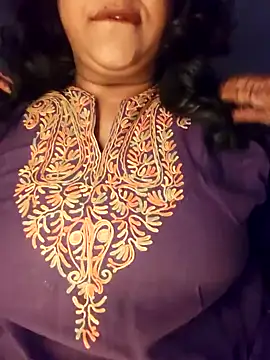 Snapshot of sassy_horny chatting on December 2024 12:30:02 AM sassy horny online show from December 2024 12:30:02 AM