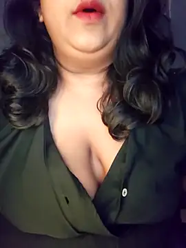 Snapshot of sassy_horny chatting on February 2025 02:20:01 AM sassy horny online show from February 2025 02:20:01 AM