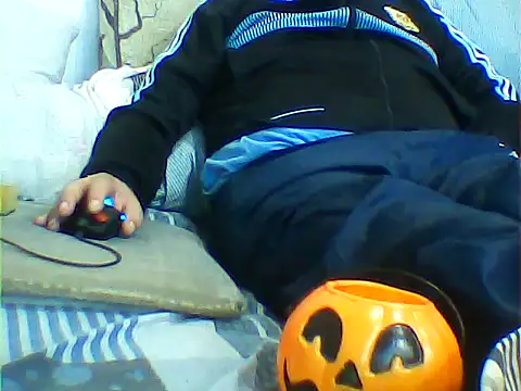 Snapshot of messi_syssy chatting on October 2025 09:33:01 AM messi syssy online show from October 2025 09:33:01 AM