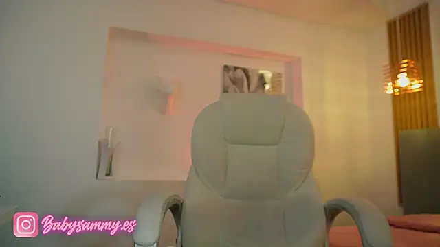 Snapshot of baby_sammyy chatting on December 2024 10:01:02 PM baby sammyy online show from December 2024 10:01:02 PM