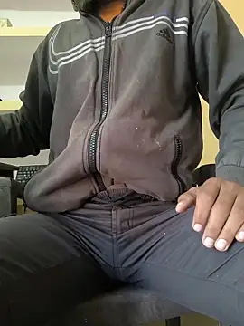 Im Aryan online show from December 2025 02:18:01 AM