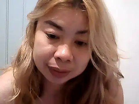 Snapshot of Totally_Naked69 chatting on January 2025 12:41:01 AM Totally Naked69 online show from January 2025 12:41:01 AM