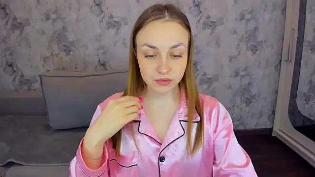 Snapshot of JessicaNickson chatting on February 2025 01:10:02 PM JessicaNickson online show from February 2025 01:10:02 PM