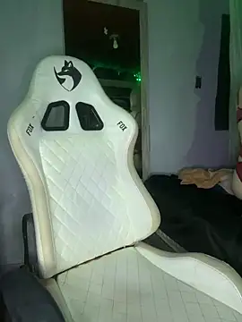 bunnydark00 online show from April 2026 04:07:02 AM