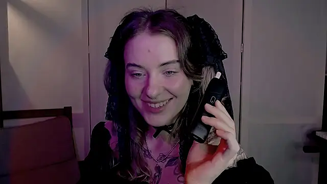 Snapshot of risha_laas chatting on December 2024 06:08:01 PM risha laas online show from December 2024 06:08:01 PM