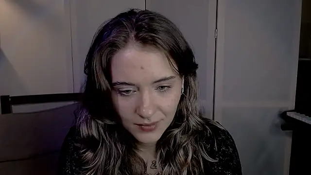 Snapshot of risha_laas chatting on December 2024 07:34:01 PM risha laas online show from December 2024 07:34:01 PM