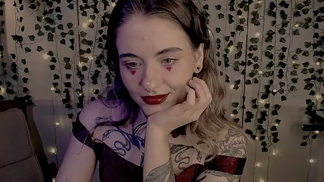 Snapshot of risha_laas chatting on February 2025 08:05:01 PM risha laas online show from February 2025 08:05:01 PM