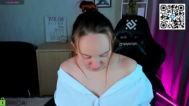 Fera1 Berry online show from April 2026 12:54:02 AM