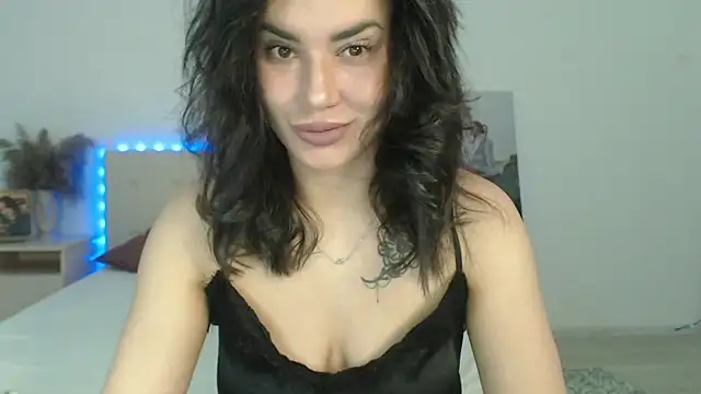 RoxannePure online show from April 2026 04:02:02 AM