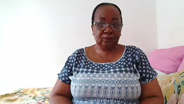 Snapshot of KinkyRicoSaisyours chatting on November 2025 07:22:01 AM KinkyRicoSaisyours online show from November 2025 07:22:01 AM