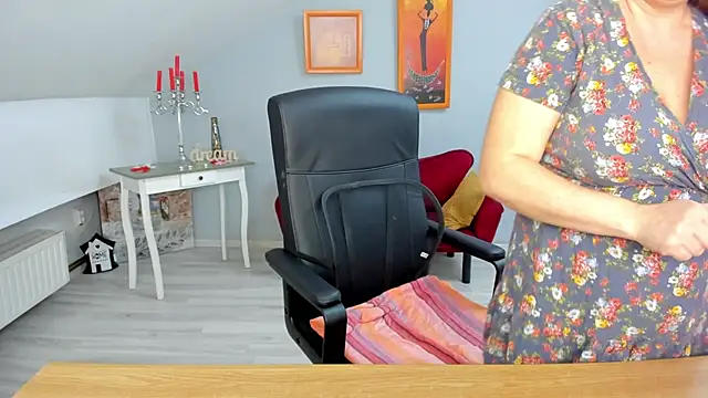 LollaGirl online show from March 2025 04:27:02 AM