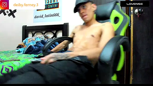 davidlatin66 online show from December 2024 12:37:01 AM