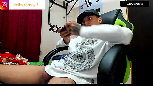 davidlatin66 online show from December 2024 04:19:02 AM