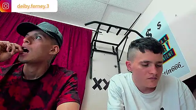 davidlatin66 online show from February 2025 03:03:01 AM