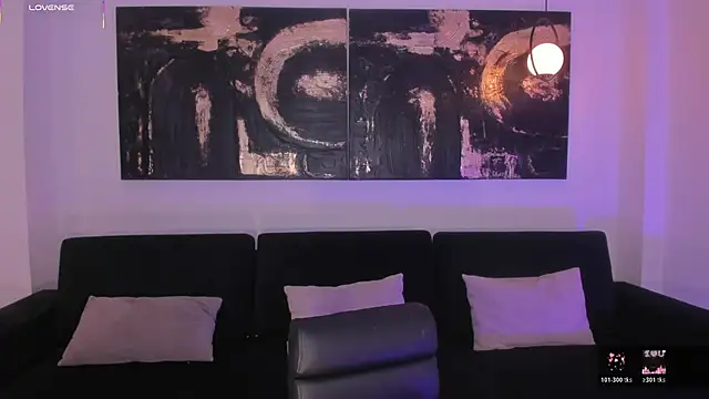 EveBensonX online show from February 2026 07:53:02 PM