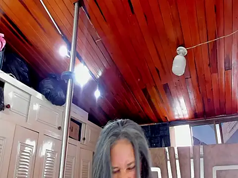 cute sassy online show from September 2025 04:34:02 PM