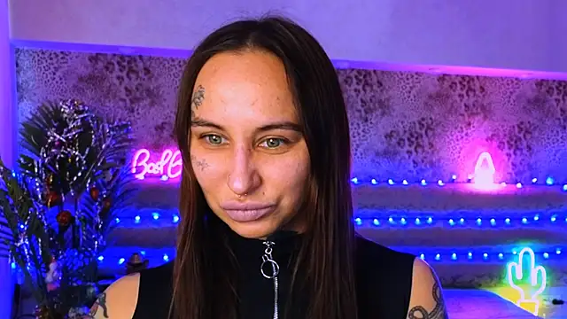 Snapshot of Cool_Freak_ chatting on January 2025 09:22:01 AM Cool Freak online show from January 2025 09:22:01 AM