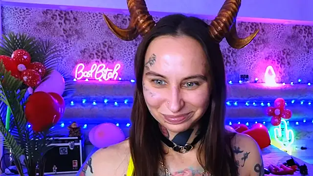 Snapshot of Cool_Freak_ chatting on February 2025 10:00:02 AM Cool Freak online show from February 2025 10:00:02 AM