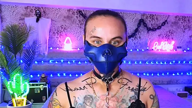 Snapshot of Cool_Freak_ chatting on September 2025 10:15:01 AM Cool Freak online show from September 2025 10:15:01 AM