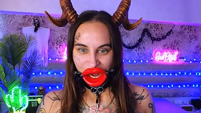 Snapshot of Cool_Freak_ chatting on September 2025 10:38:02 AM Cool Freak online show from September 2025 10:38:02 AM