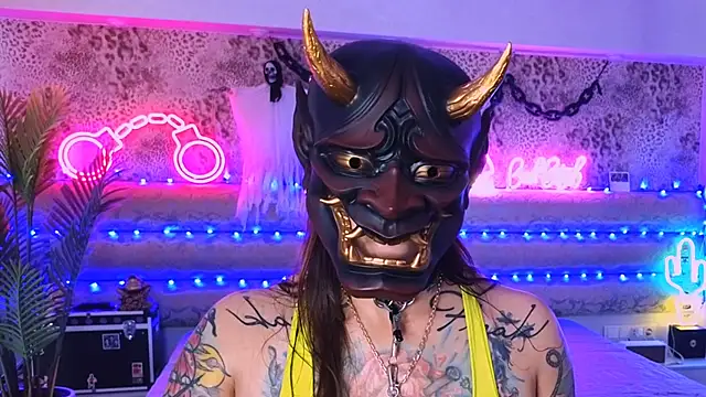 Snapshot of Cool_Freak_ chatting on November 2025 10:39:02 AM Cool Freak online show from November 2025 10:39:02 AM