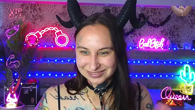 Snapshot of Cool_Freak_ chatting on June 2026 10:10:02 AM Cool Freak online show from June 2026 10:10:02 AM