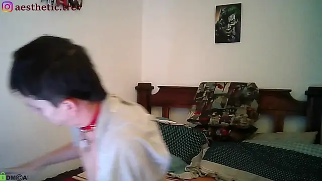 Snapshot of Twink_Temptation chatting on January 2025 02:22:02 AM Twink Temptation online show from January 2025 02:22:02 AM