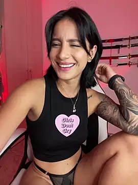 Snapshot of Ale_Lewis chatting on January 2025 12:27:01 AM Ale Lewis online show from January 2025 12:27:01 AM