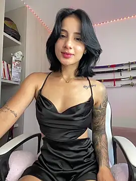 Snapshot of Ale_Lewis chatting on February 2025 09:26:02 PM Ale Lewis online show from February 2025 09:26:02 PM