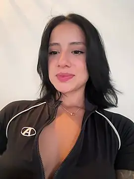 Snapshot of Ale_Lewis chatting on March 2025 09:45:01 PM Ale Lewis online show from March 2025 09:45:01 PM