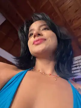 Snapshot of Ale_Lewis chatting on December 2025 10:07:02 PM Ale Lewis online show from December 2025 10:07:02 PM