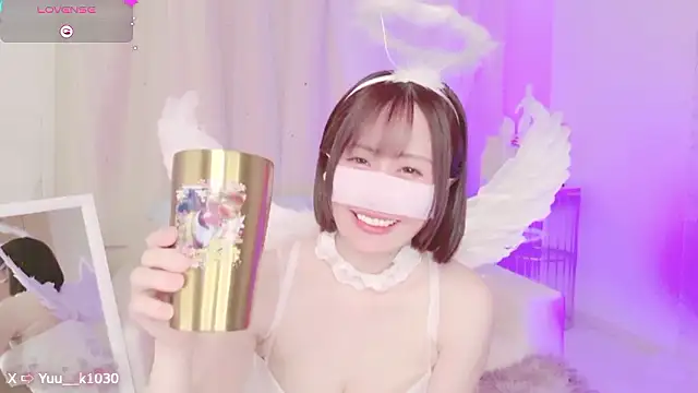 Snapshot of Yuu__k chatting on December 2024 01:22:01 PM Yuu  k online show from December 2024 01:22:01 PM