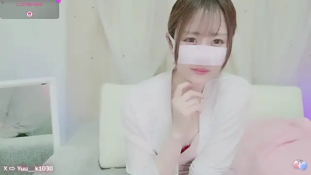 Snapshot of Yuu__k chatting on March 2025 03:31:01 PM Yuu  k online show from March 2025 03:31:01 PM